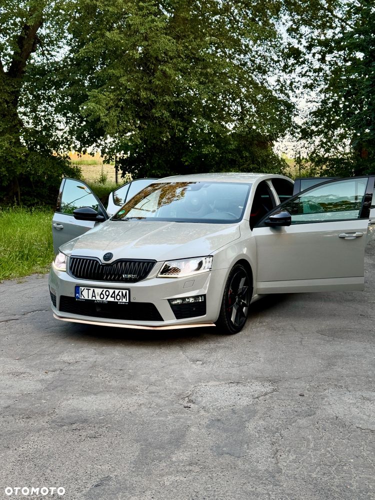 Skoda Octavia 2.0 TSI RS DSG - 1