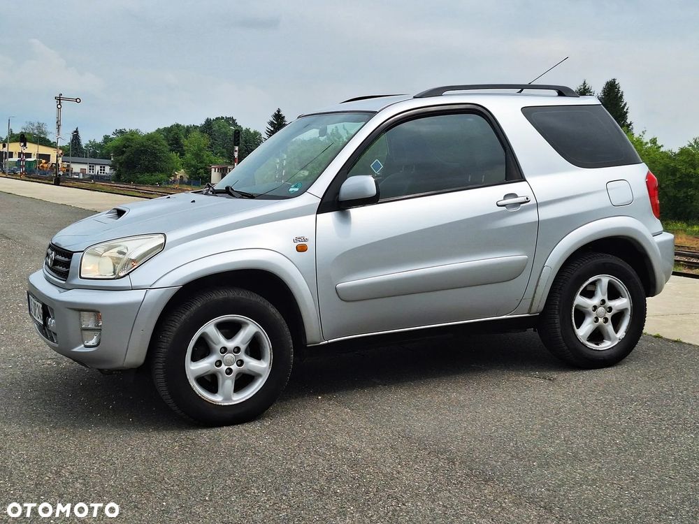 Toyota RAV4 D-4D 4x4 - 14