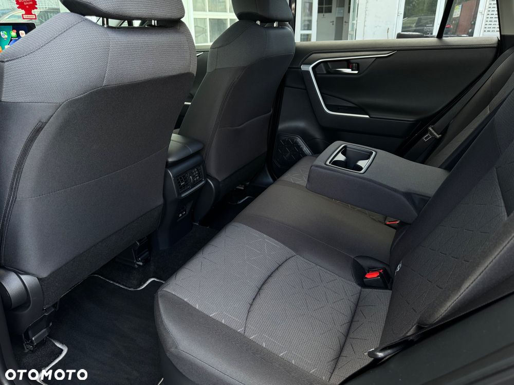 Toyota RAV4 - 12