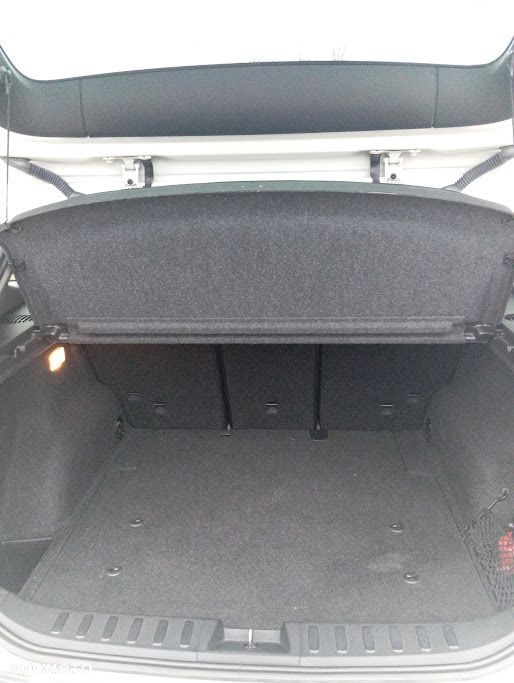 BMW X1 sDrive20d - 11