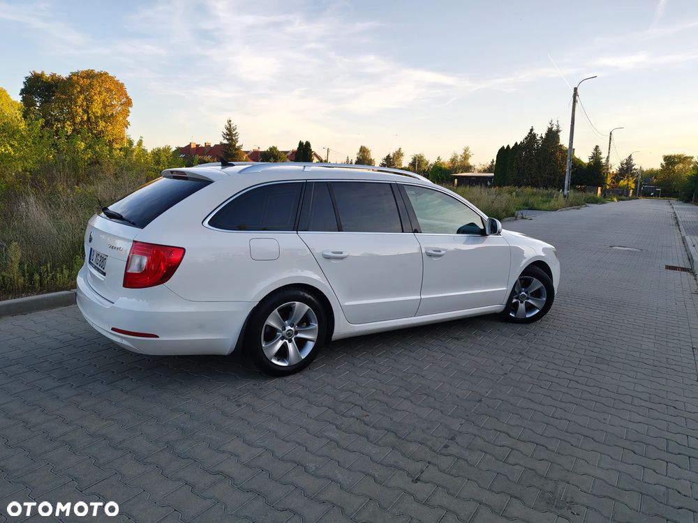 Skoda Superb 2.0 TDI DSG Ambition - 7