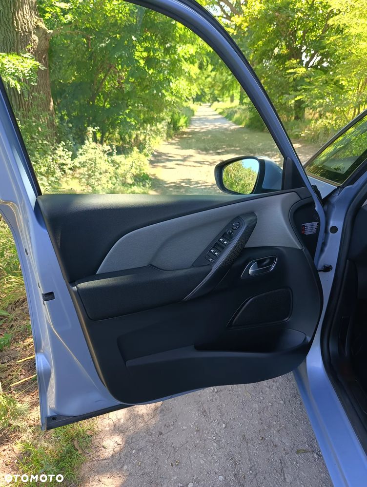 Citroën C4 Picasso e-HDi 115 Intensive - 27