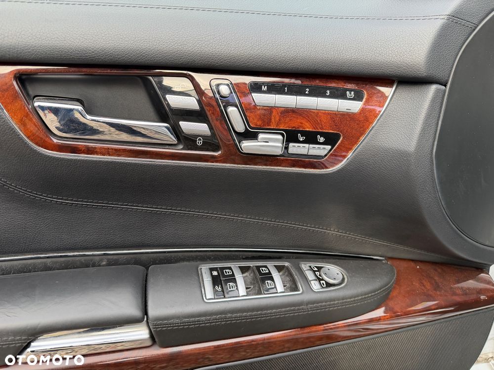 Mercedes-Benz CL 500 4Matic 7G-TRONIC - 15