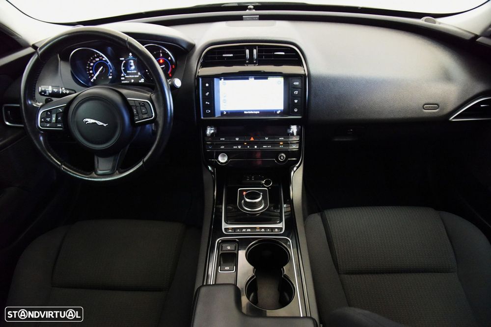 Jaguar XE 2.0 D Portfolio Aut. - 24