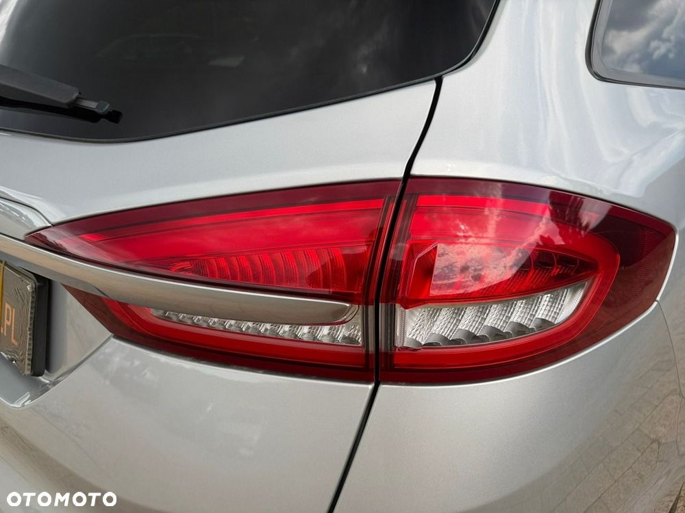 Ford Mondeo - 14