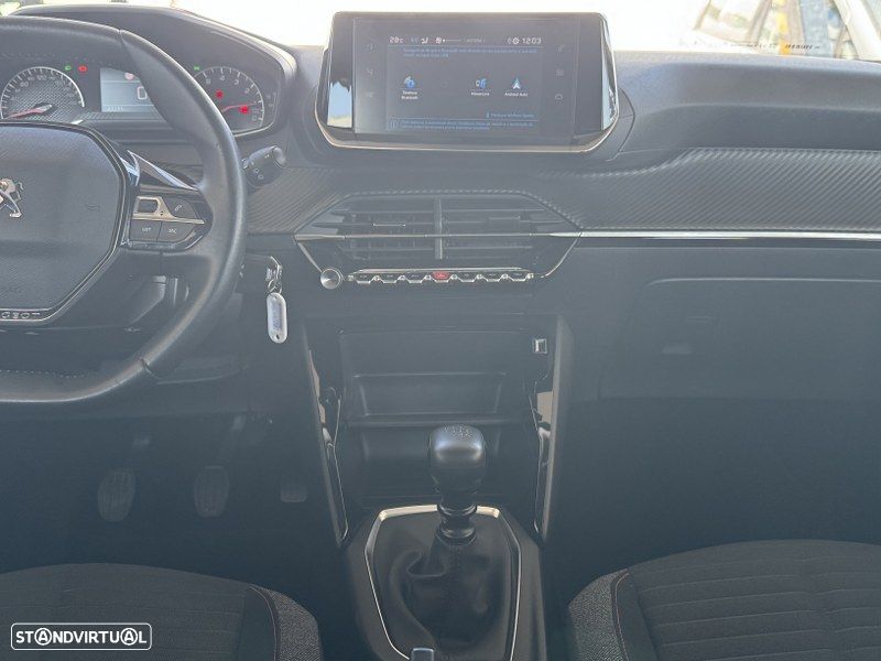 Peugeot 2008 1.2 PureTech Active Pack - 17