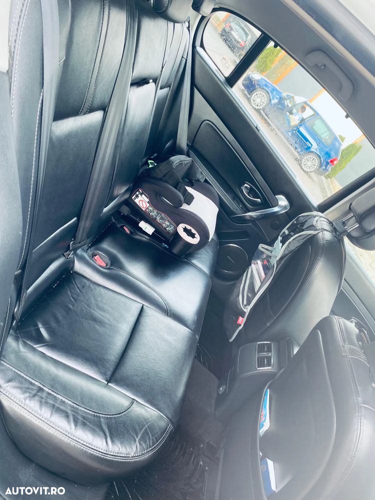 Renault Latitude - 6