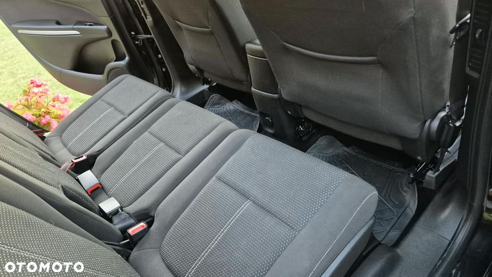 Opel Zafira - 15