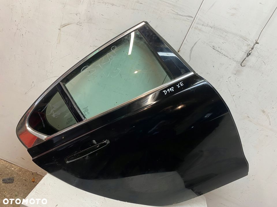 Jaguar XE x760 drzwi lewe tyl prawe