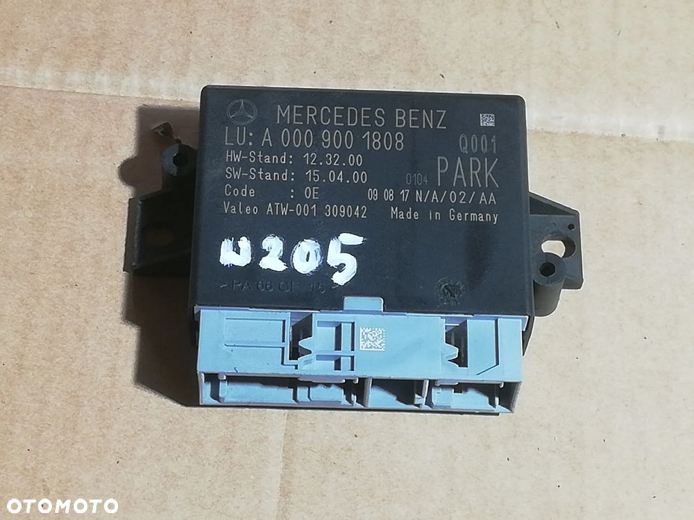 Mercedes W205 Moduł Sterownik PDC Czujników Parkowania A0009001808