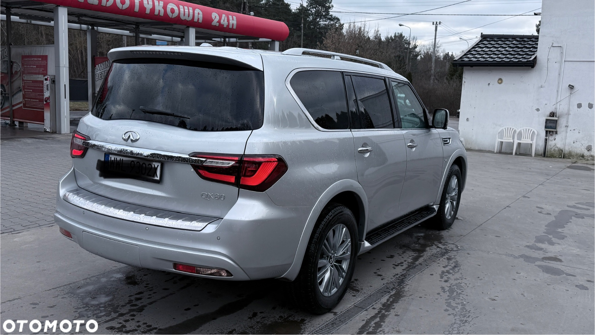 Infiniti QX80 - 3