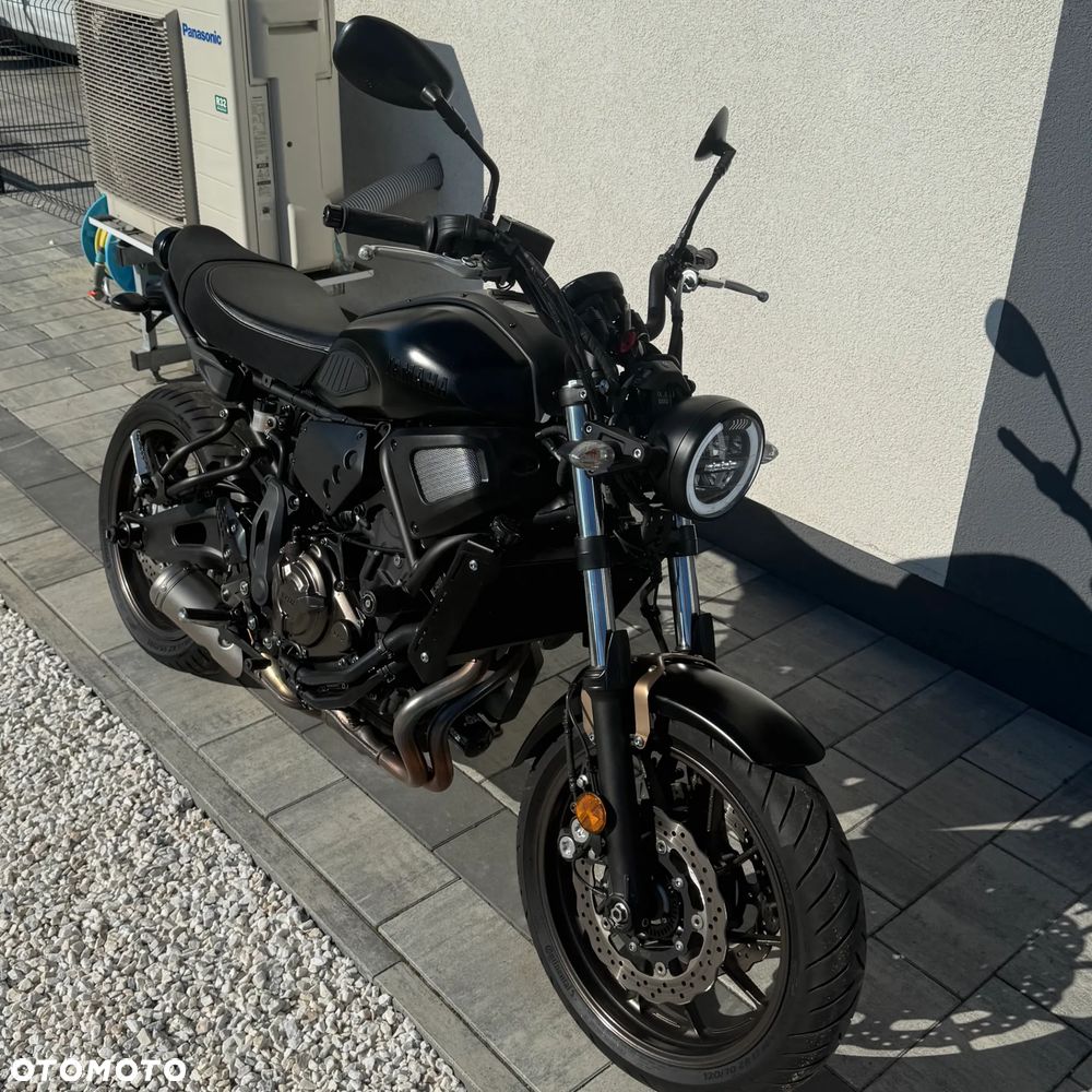 Yamaha XSR - 6