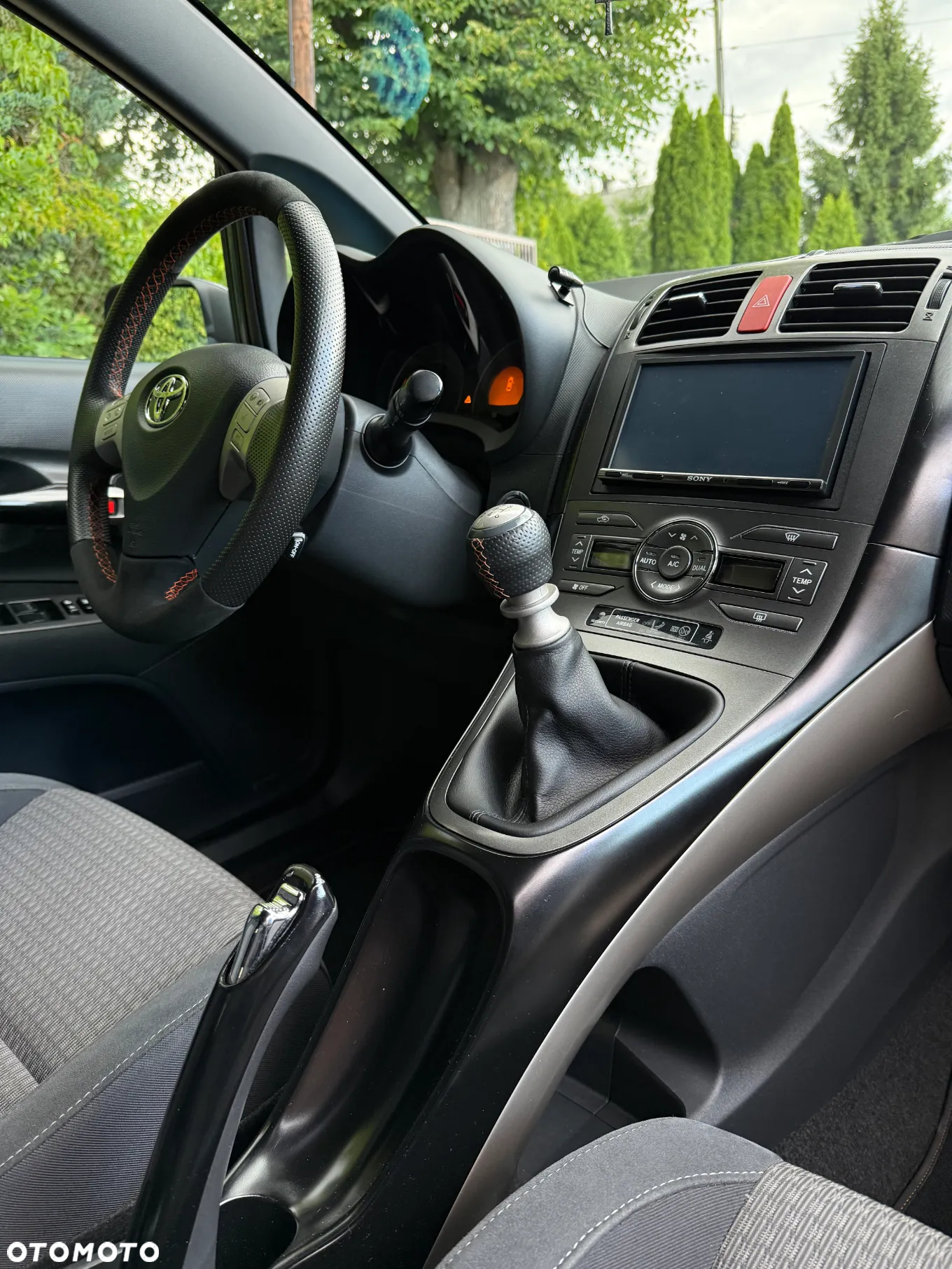 Toyota Auris 2.0 D-4D Prestige - 21