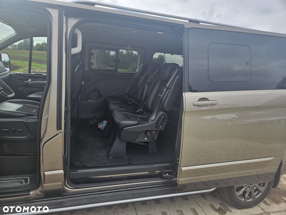 Ford Tourneo Custom - 8