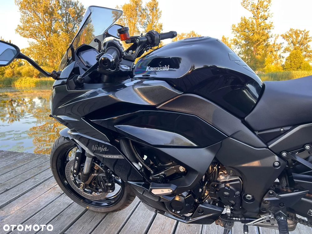 Kawasaki Ninja 1000 SX - 15