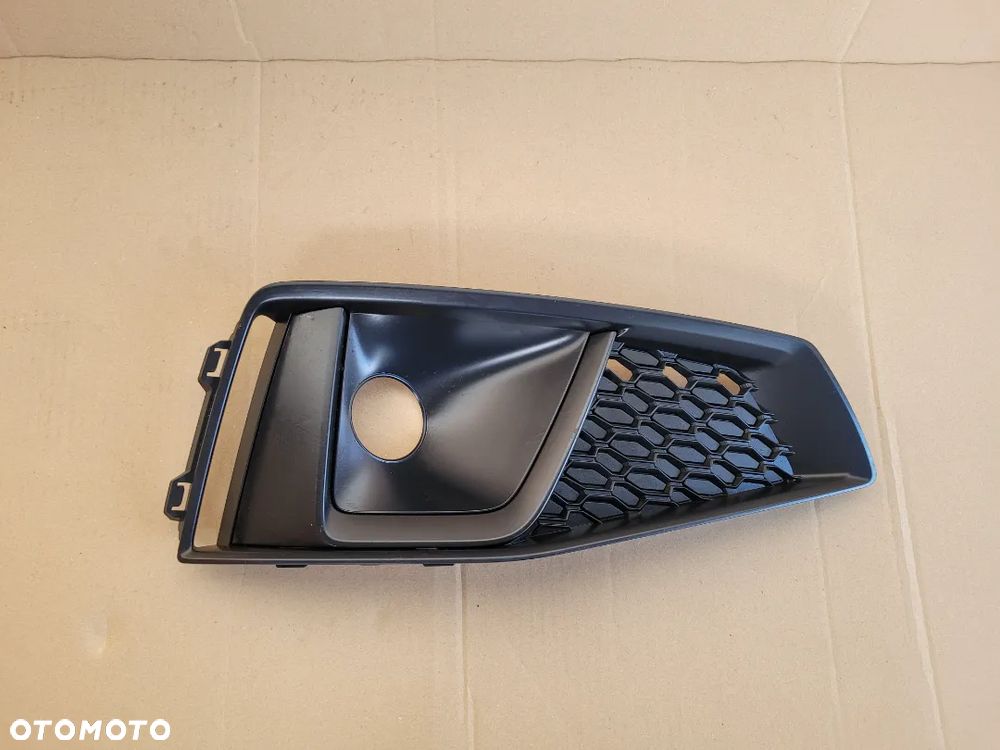 AUDI A4 S4 B9 S LINE 8W0807682B KRATKA PRAWA PRZÓD - 7