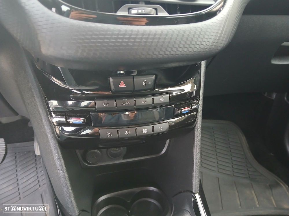 Peugeot 2008 1.5 BlueHDi Active - 23