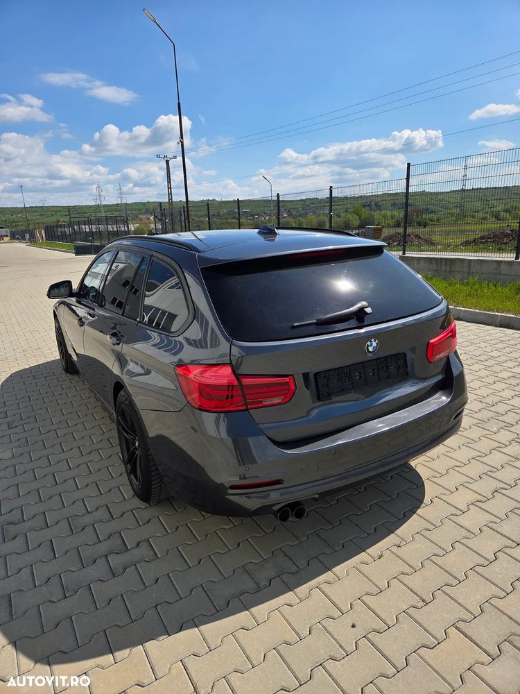 BMW Seria 3 320d xDrive AT - 2