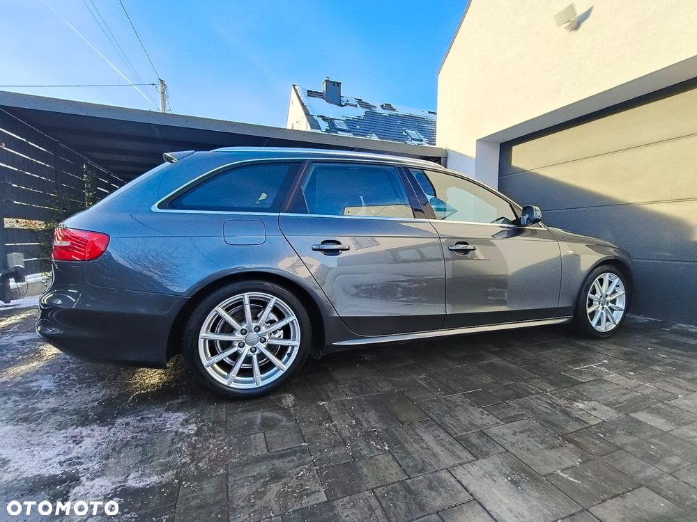 Audi A4 Avant 2.0 TDI Quattro Line S tronic - 34