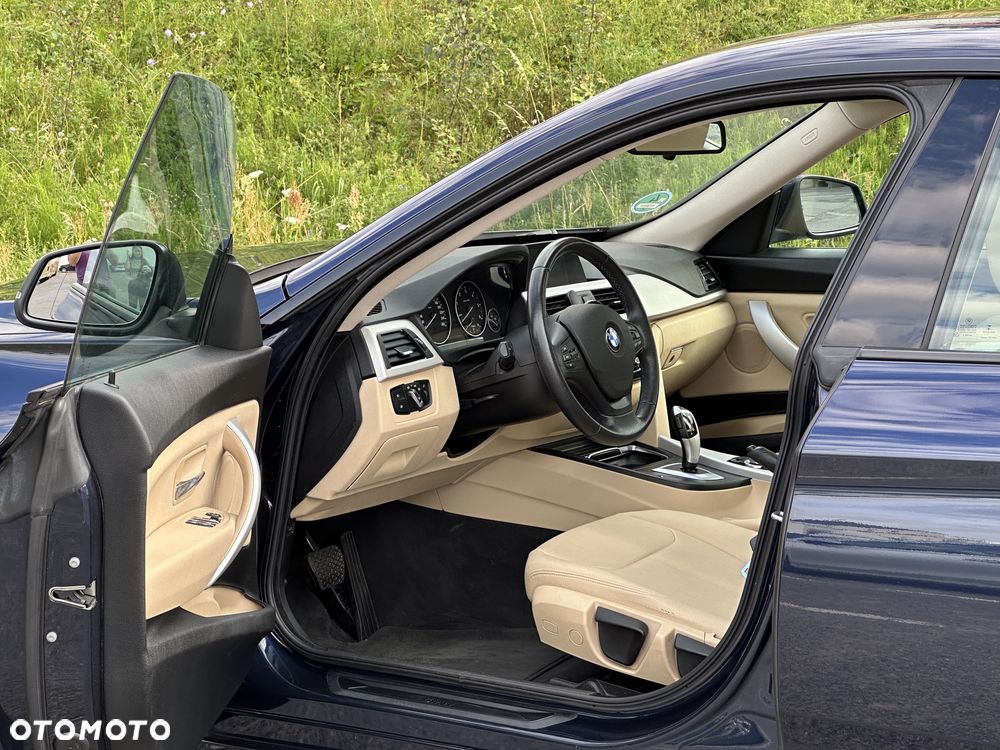 BMW Seria 3 318d Advantage - 27