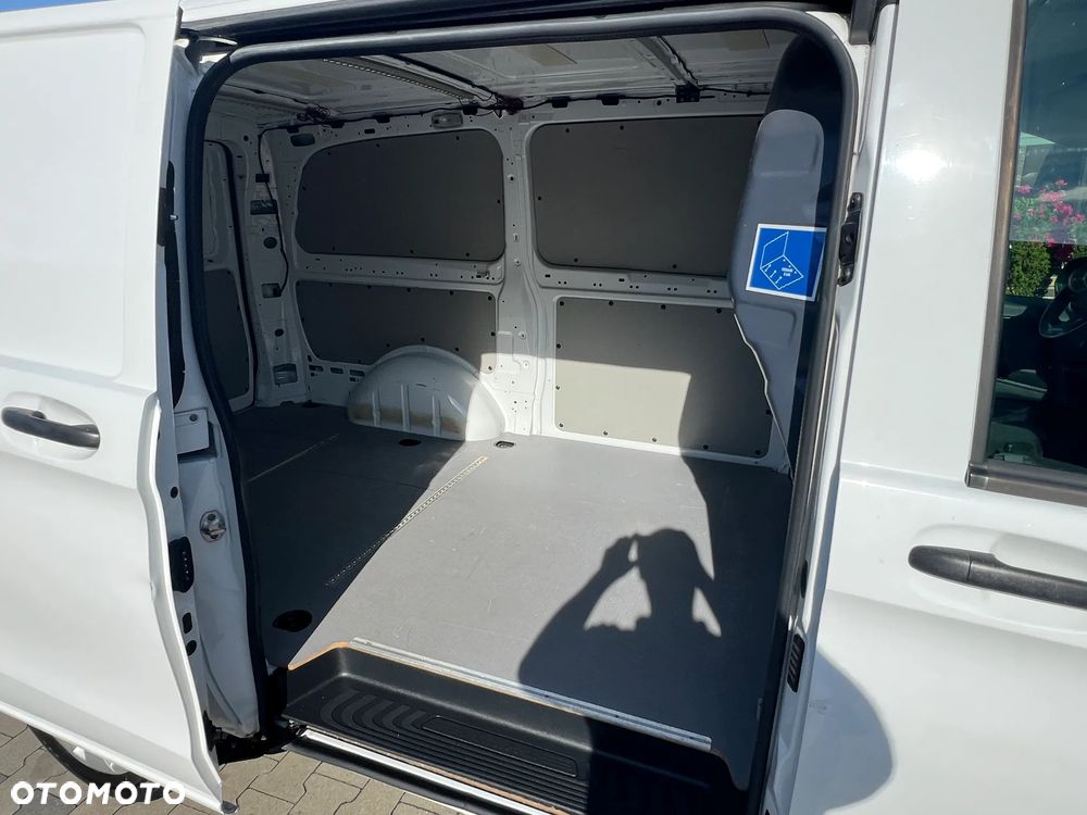 Mercedes-Benz Vito - 13