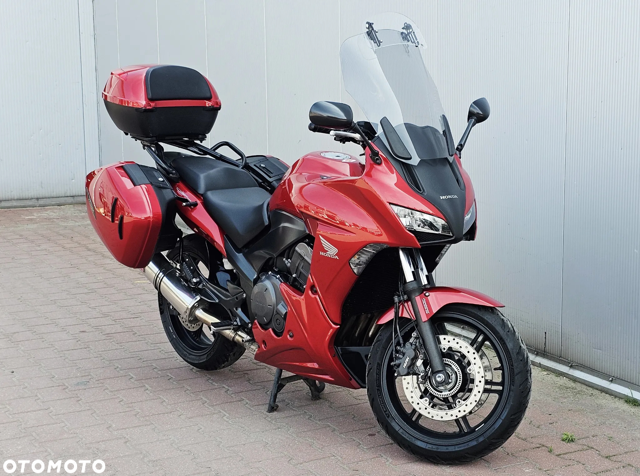 Honda CBF - 2