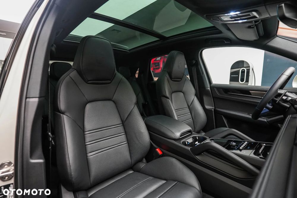 Porsche Cayenne Standard - 16