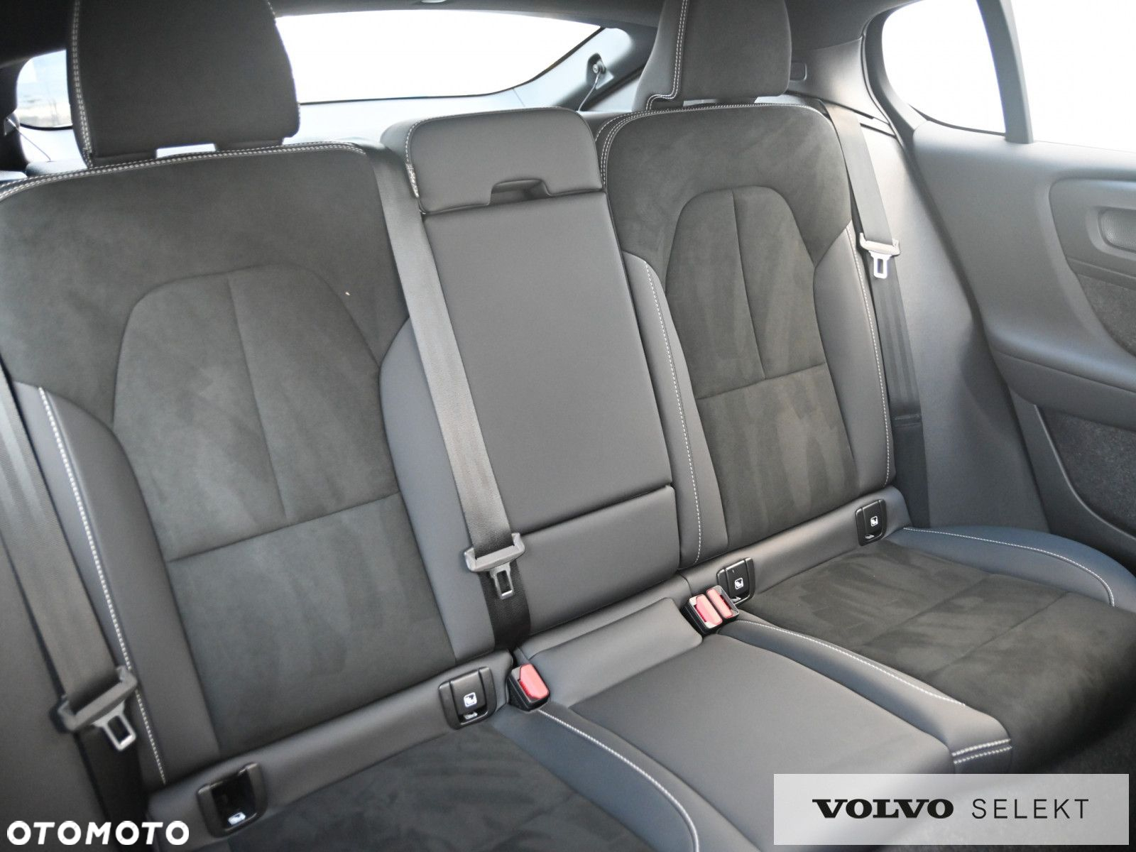 Volvo C40 - 18