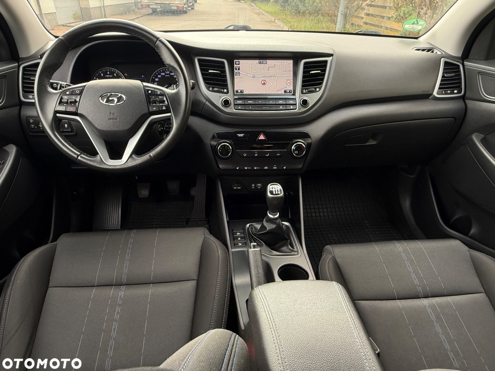 Hyundai Tucson blue 1.6 GDi 2WD Passion - 5