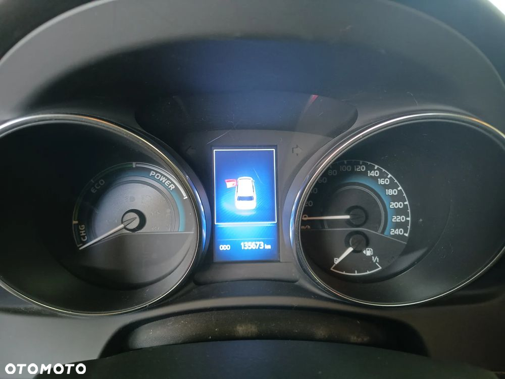 Toyota Auris Hybrid 135 Active - 12