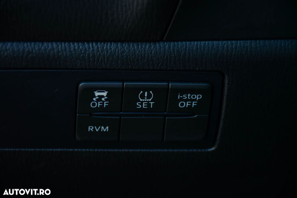 Mazda 3 SKYACTIV-G 120 NAKAMA - 13
