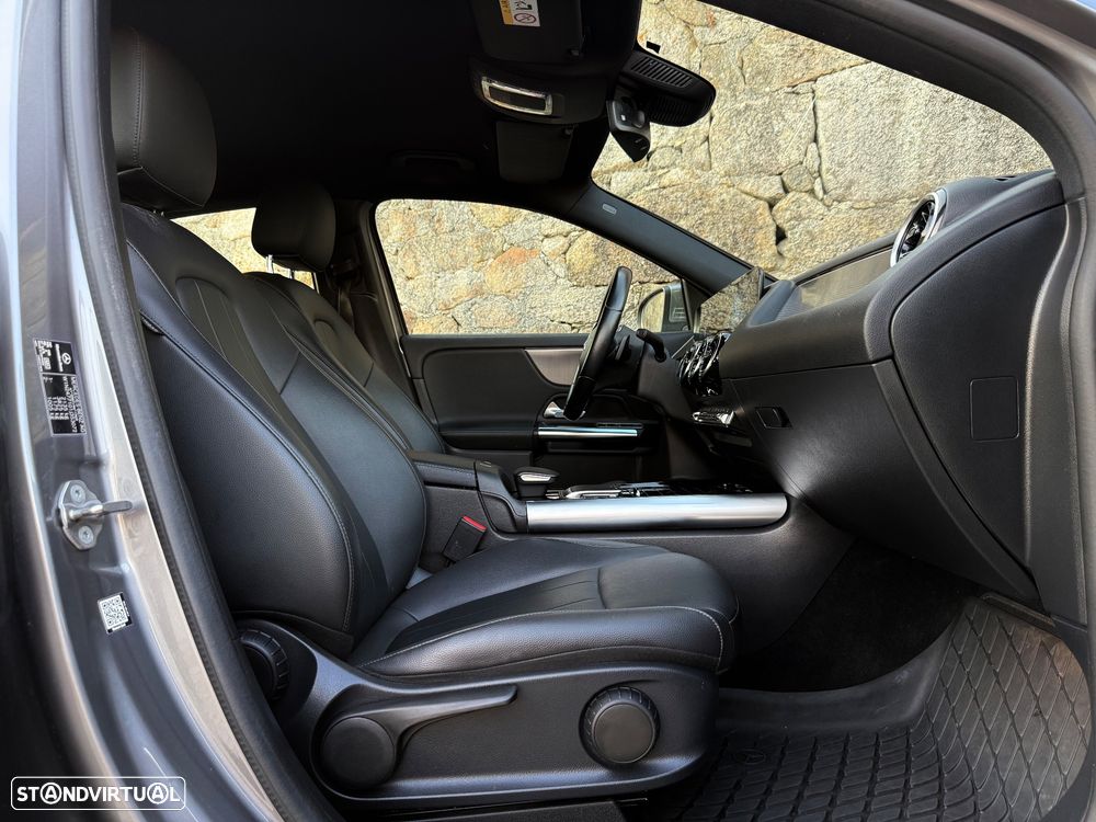 Mercedes-Benz GLA 180 d Progressive - 9