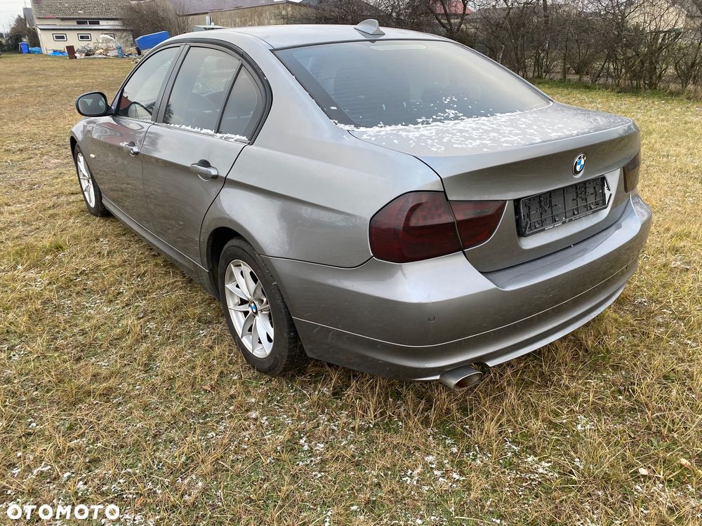 BMW Seria 3 320d DPF - 2