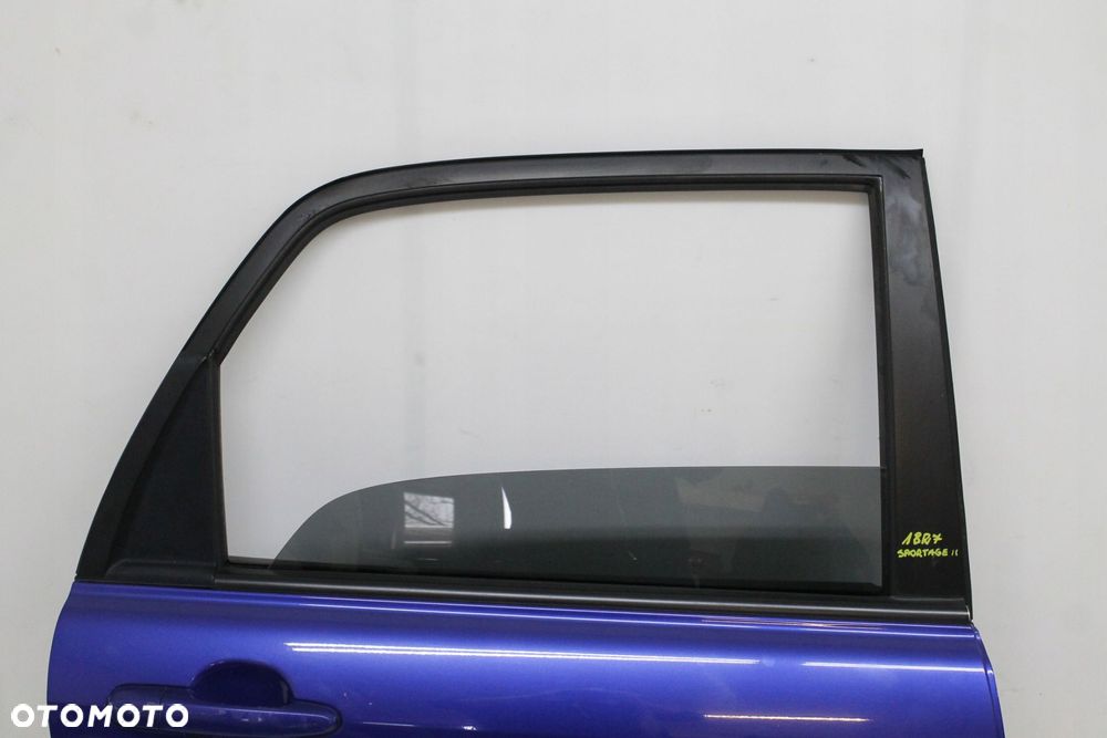 DRZWI PRAWE PRAWY TYŁ TYLNE KIA SPORTAGE II 2 2004R- K6 - 2