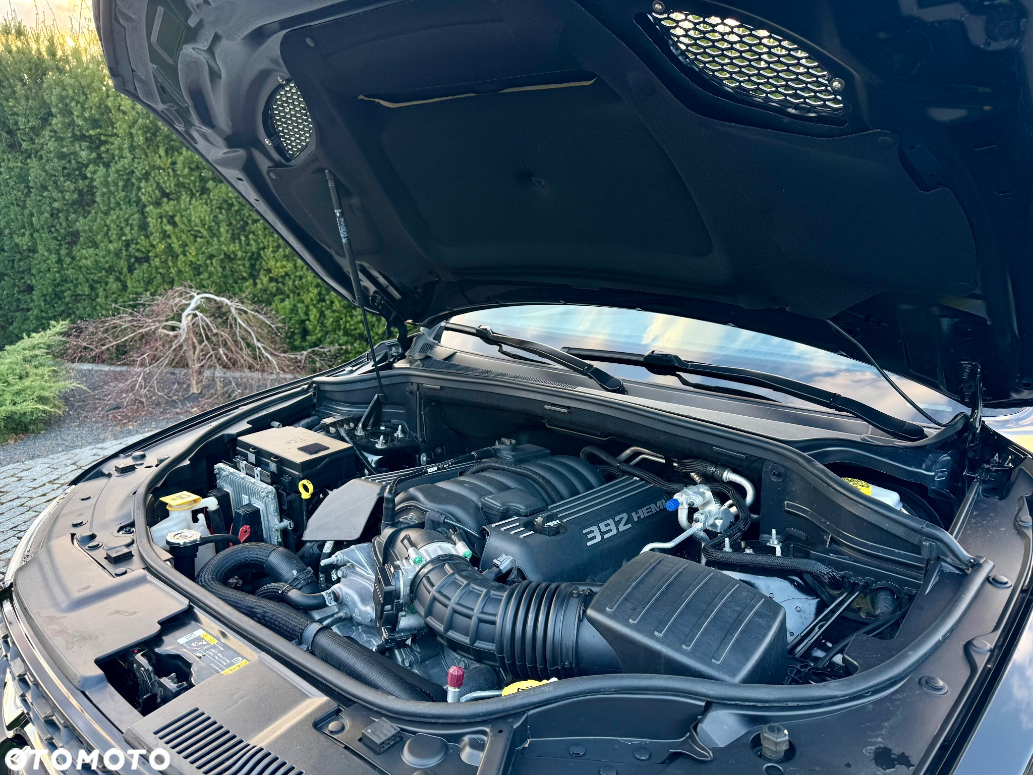 Dodge Durango 6.4 SRT - 14