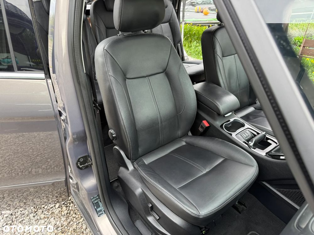 Ford S-Max 2.0 TDCi DPF Titanium - 23
