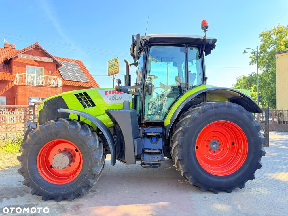 Claas Arion 650 - 5