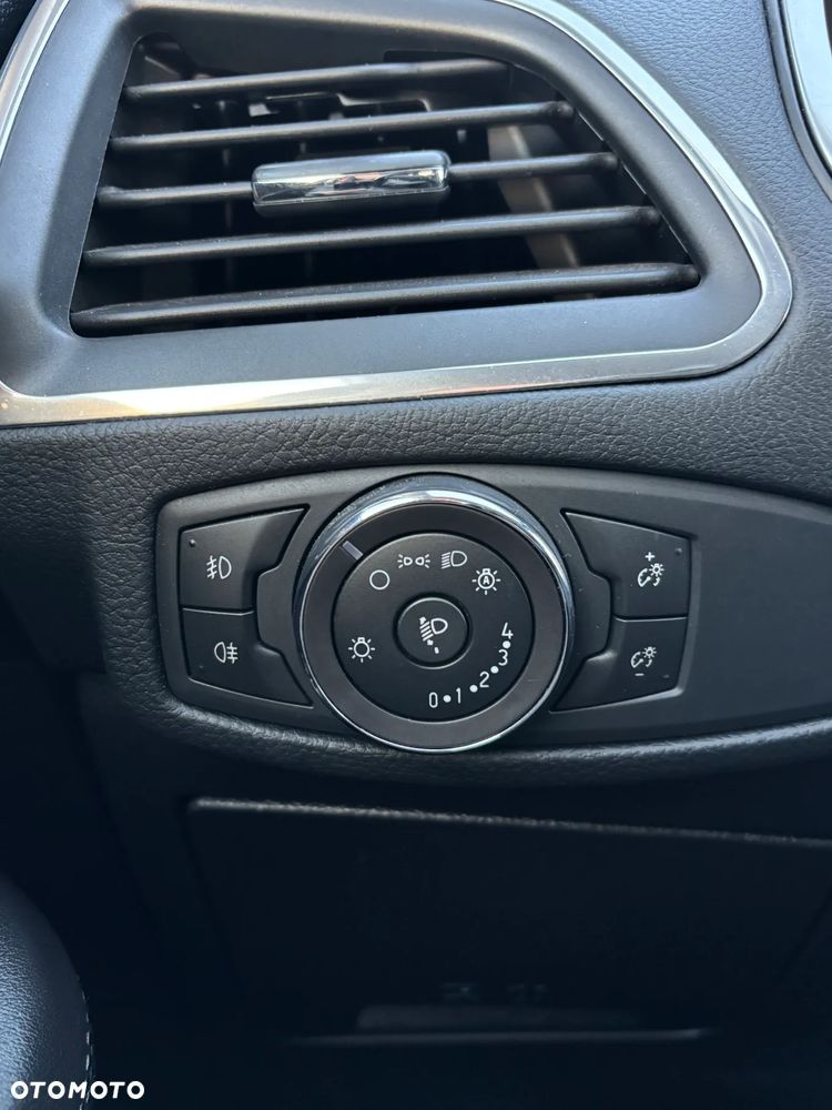 Ford S-Max 2.0 EcoBlue Titanium - 25