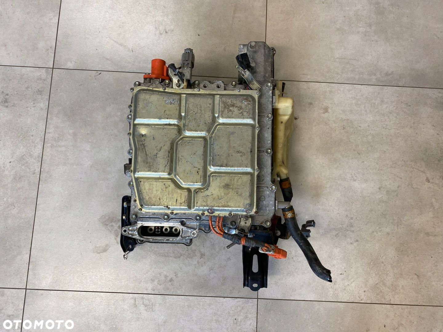 TOYOTA PRIUS II PRZETWORNICA INWERTER G9200-47111 - 6