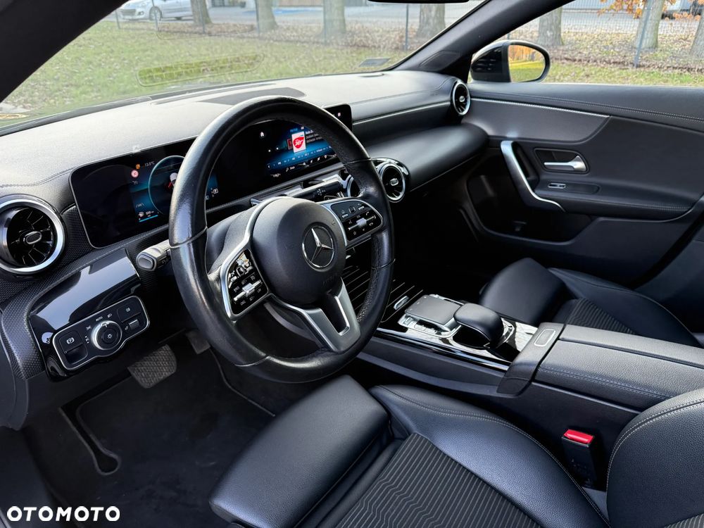 Mercedes-Benz CLA 180 d 7G-DCT Progressive - 15