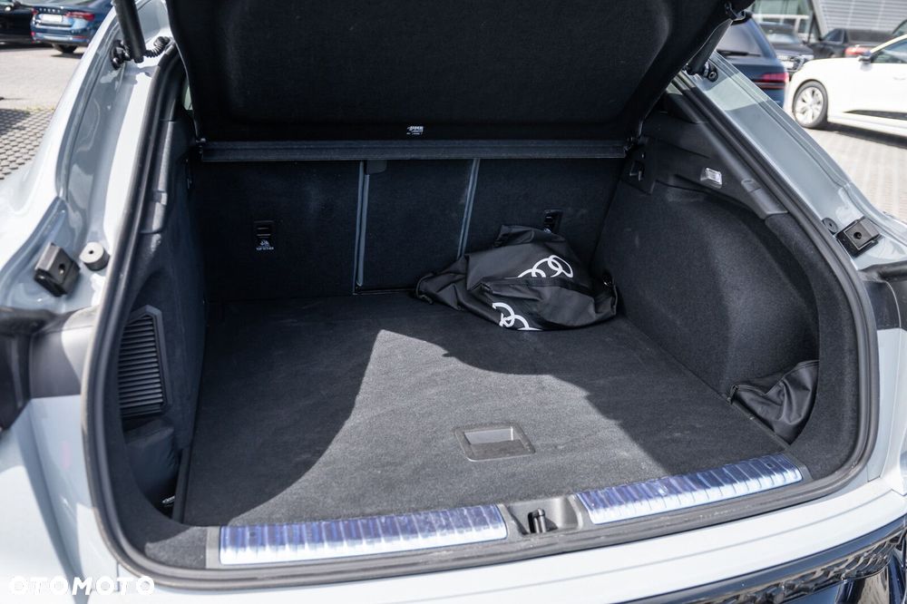 Audi Q3 Sportback - 10