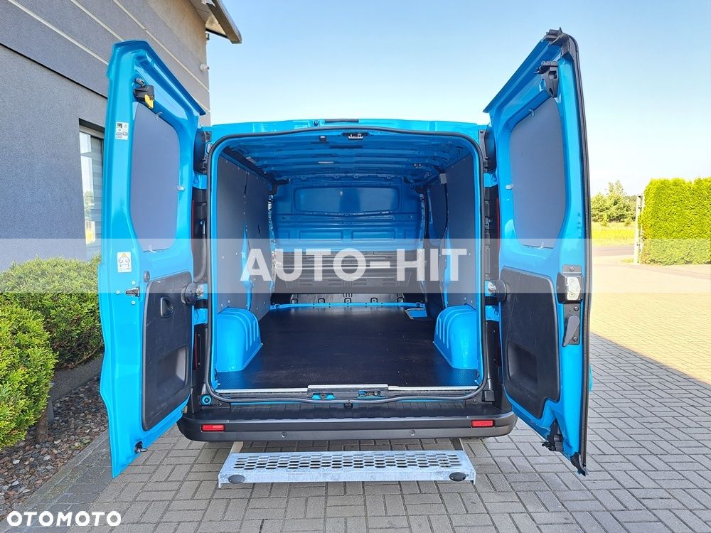 Renault Trafic - 13