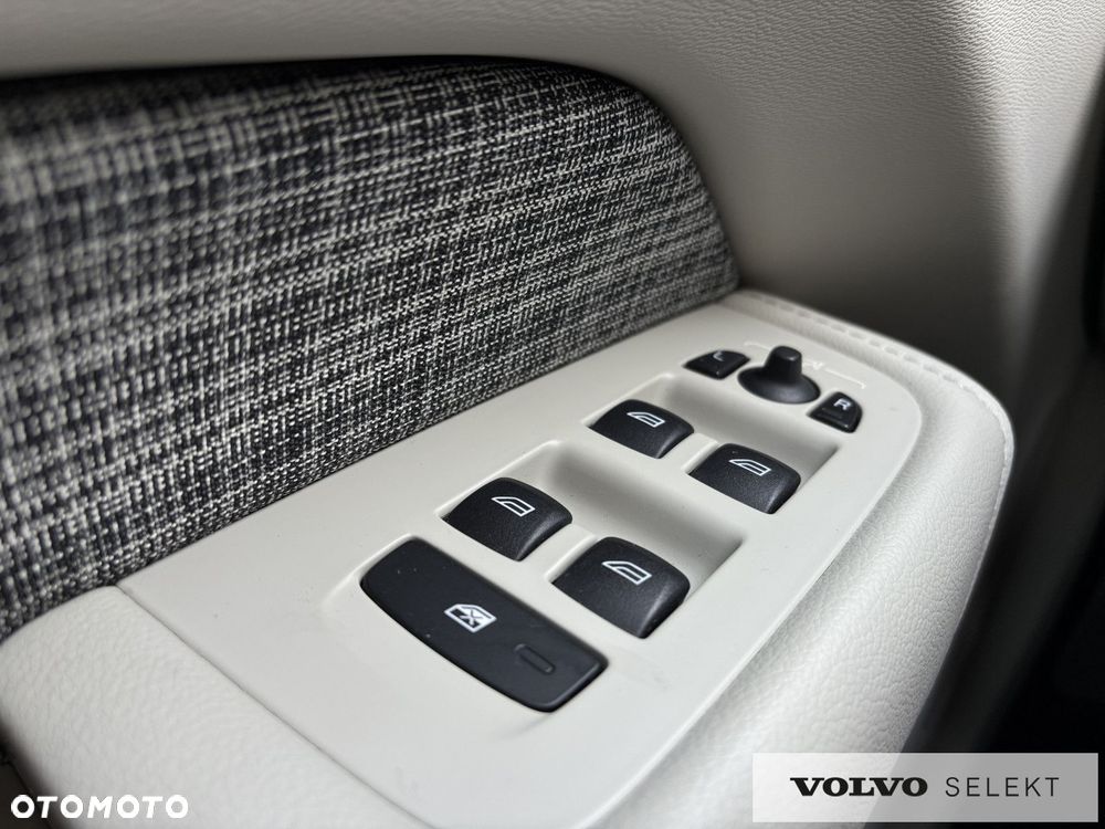 Volvo XC 60 - 18