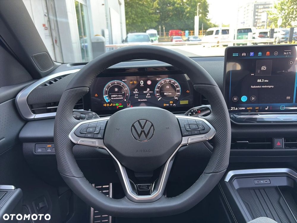 Volkswagen T-Roc 1.5 eTSI R-Line DSG - 14