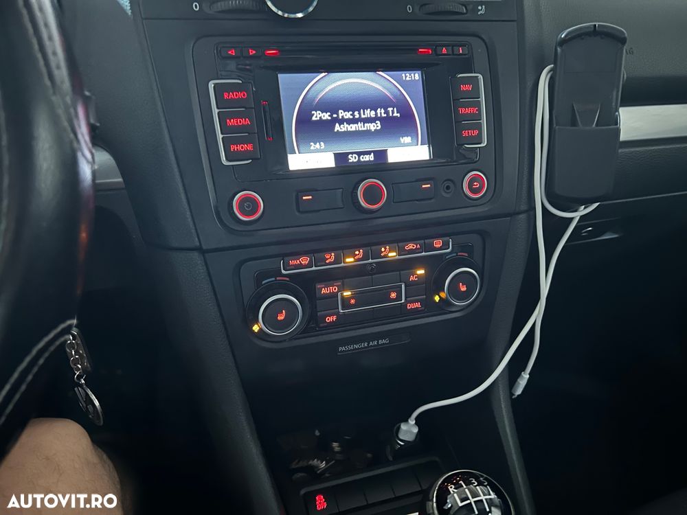Volkswagen Golf 1.6 TDI DPF Comfortline - 12