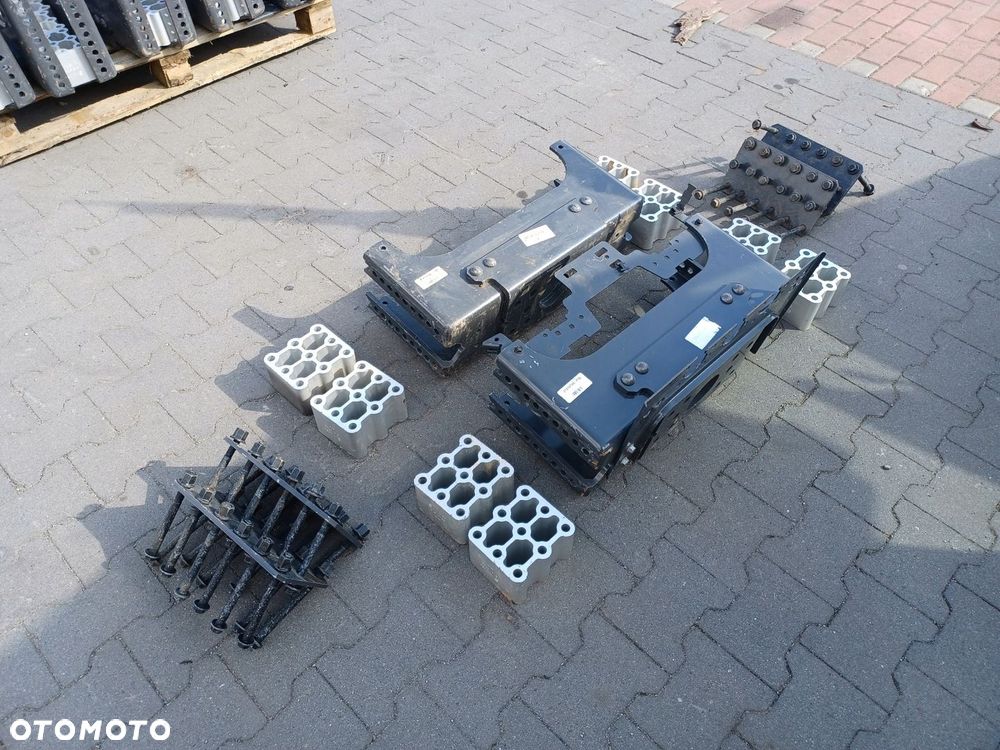 Belka zaczepowa VOLVO FM FH FE TM190/63 NOWA Oryginał Euro 2-6 Komplet - 1
