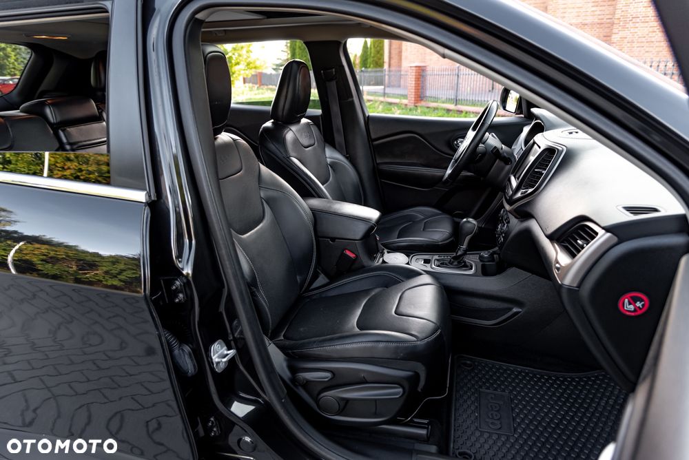 Jeep Cherokee 2.0 MJD Active Drive I Limited - 24