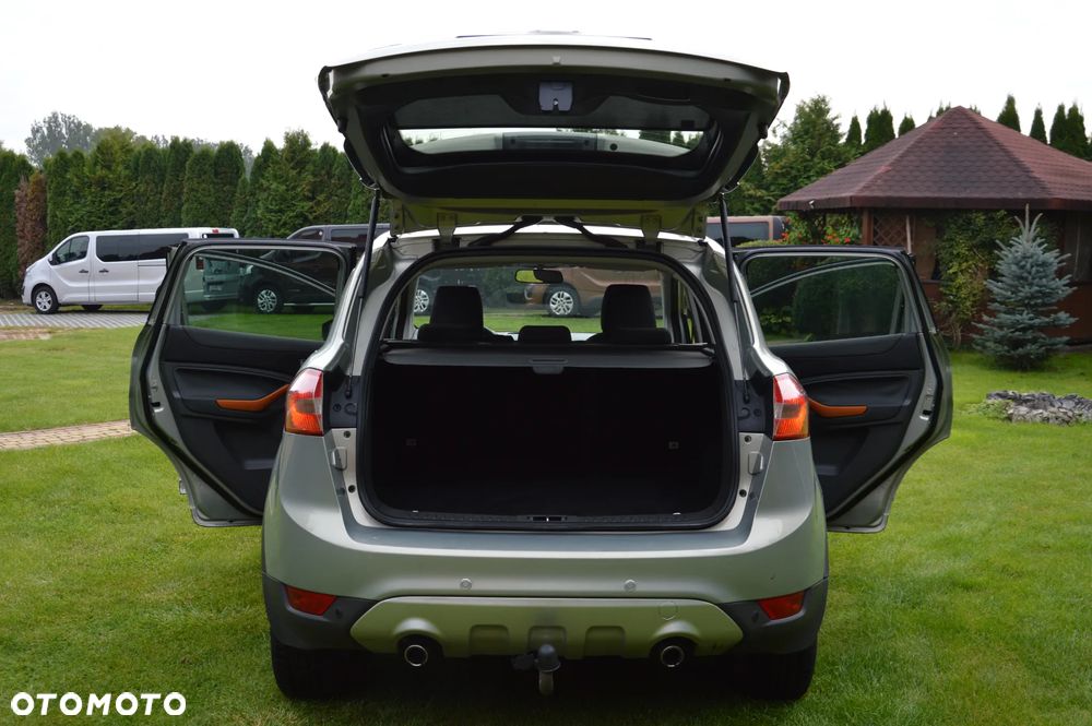 Ford Kuga 2.0 TDCi 4x4 Titanium - 19