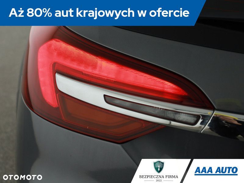 Opel Insignia - 22