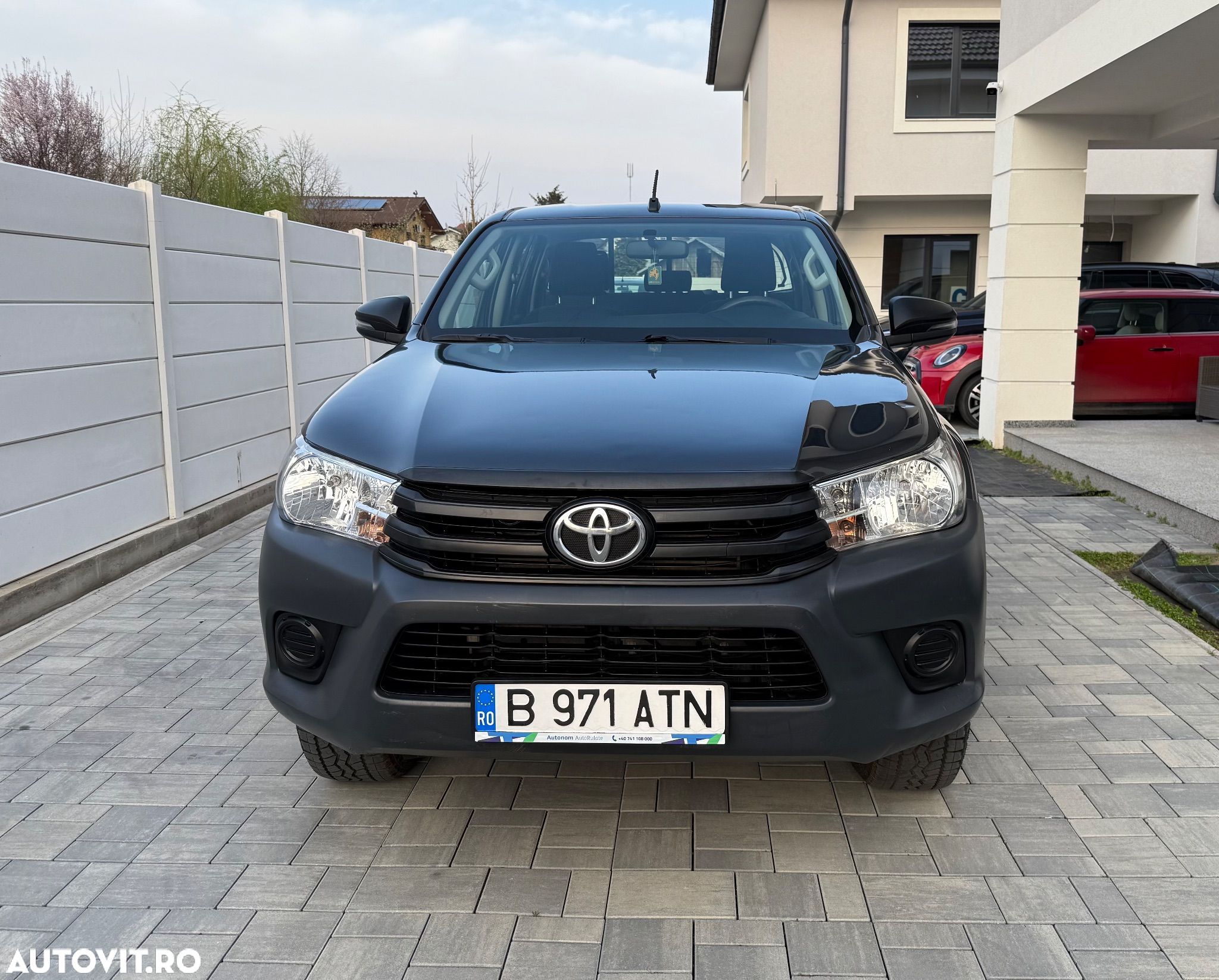Toyota Hilux 2.4D 150CP 4x4 Double Cab 6MT Comfort - 1